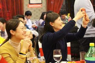 元旦表演的吃瓜群众,吃瓜群众眼中的精彩表演瞬间