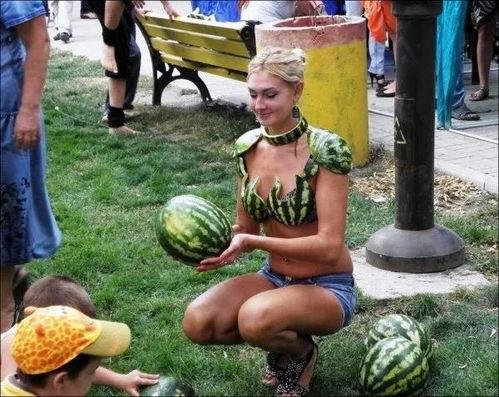 俄罗斯人吃瓜群众是谁,他们是谁，为何如此关注国家大事？